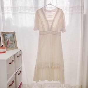 SALE!! 🤍🍦🫖Reformation Betsie Dress in Cream